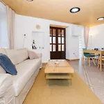 Ferienhaus Nature Nest Tribalj *